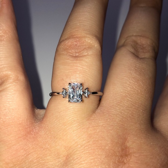 3/15$ Ring 💍 - Picture 1 of 5